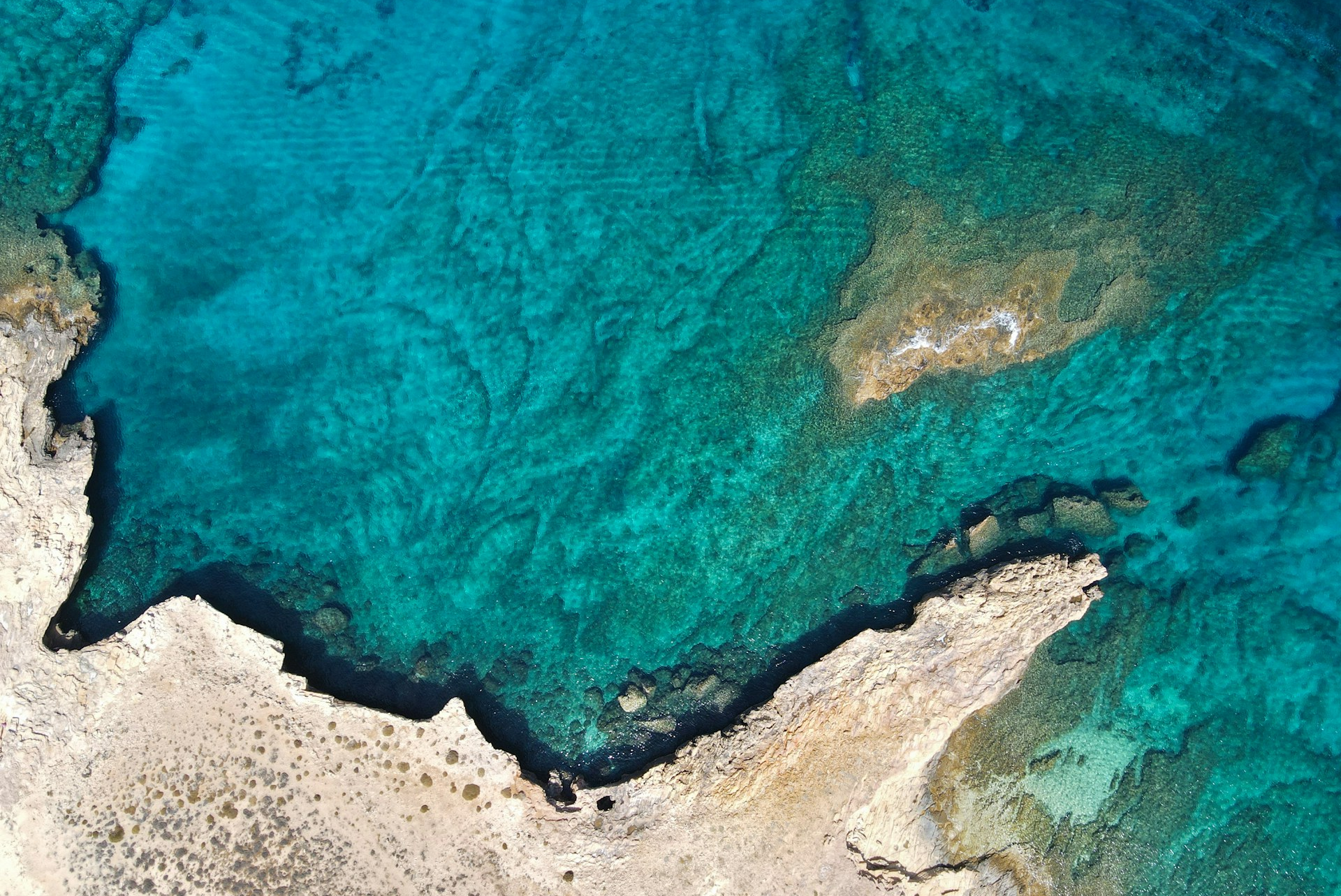 dimitris kiriakakis 6McV4kYsJMs unsplash e1783636250473